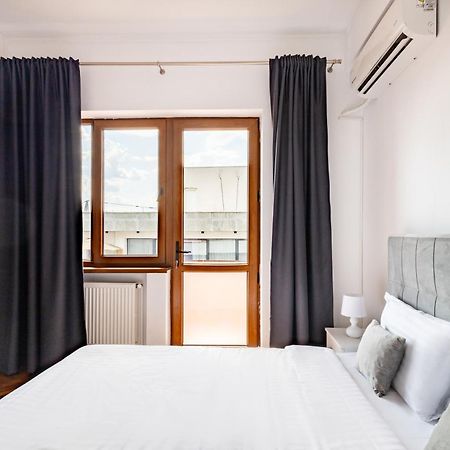 Downtown Victoria Apartments By Citybookings Bukarest Exterior foto